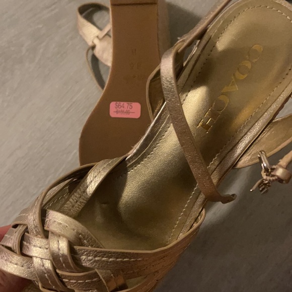 Shoes Size 8/8.5 selling new - Picture 7 of 7